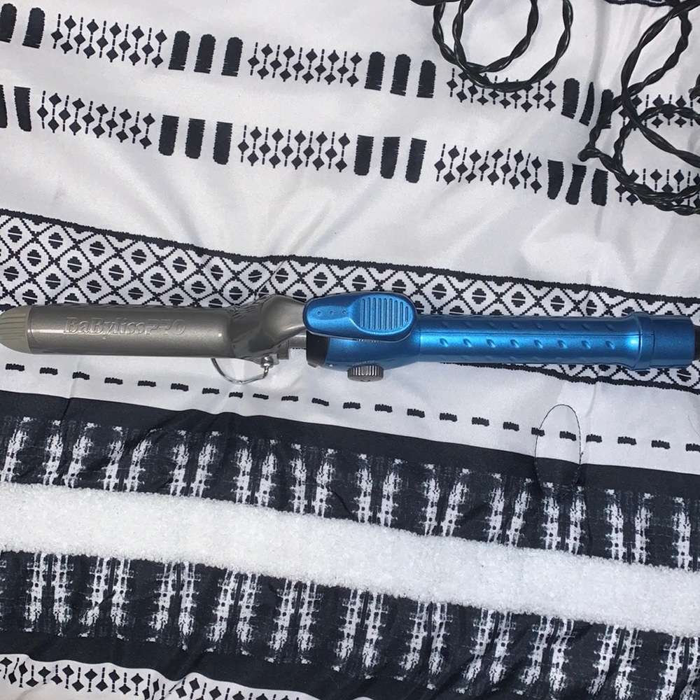 BabylissPro 1in curling iron